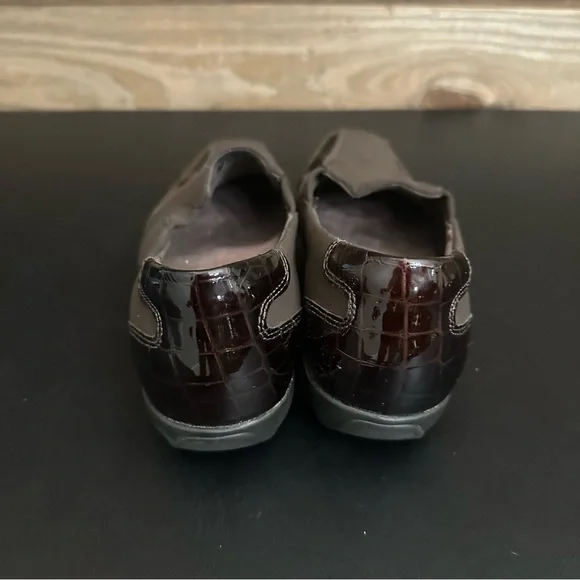 Clarks Womens Slip On Dress Shoes 7.5M Brown Gael Rex Comfort Model Workwear - Picture 3 of 9